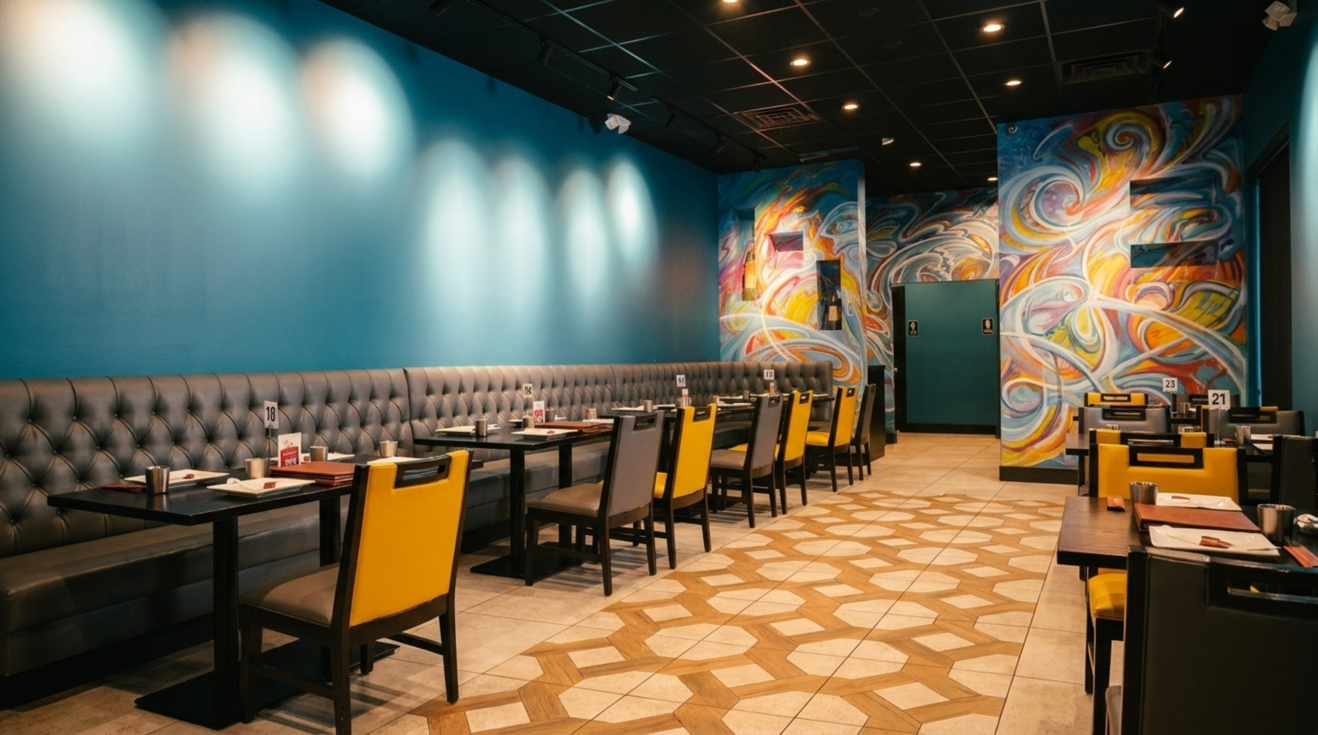 An Event-Ready Dining Room