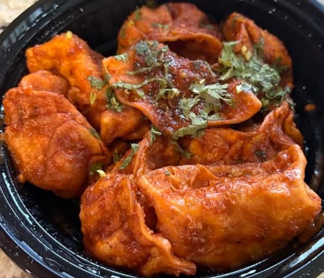 Chilli Paneer Momos.
